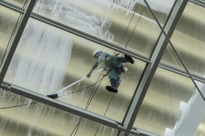 How Weather Affects High Rise Window Cleaning Schedules Miami Gardens, FL How Weather Affects High Rise Window Cleaning Schedules Miami Gardens, FL